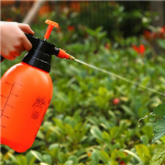 Water Sprayer Hand-held Pump Pressure Garden Sprayer - 2 L